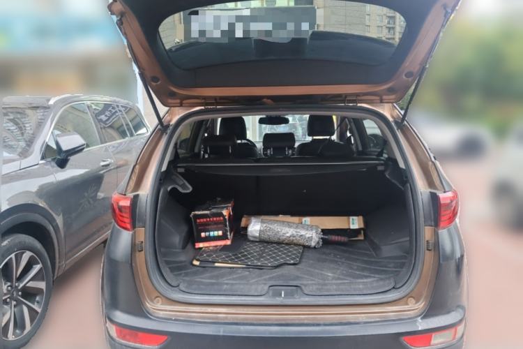 Used Kia KX5 2016 2.0L Automatic 2WD Premium Trunk