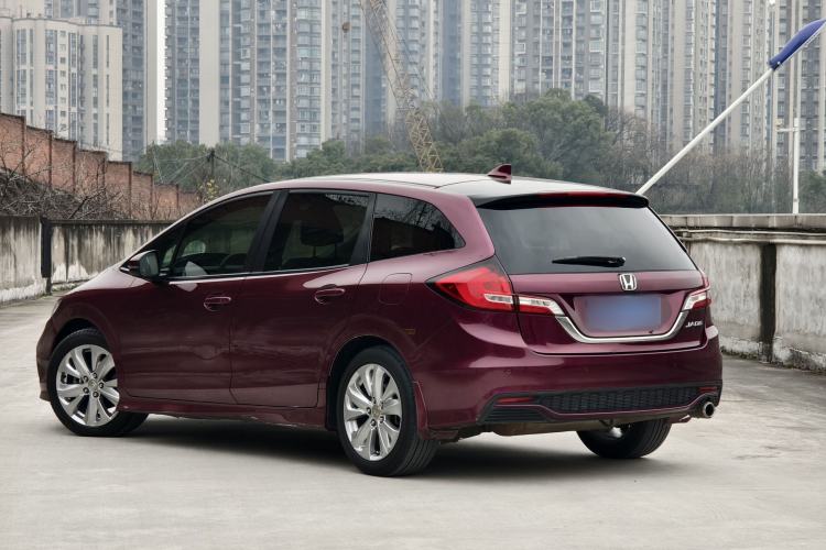 Used Honda Jade 2017 1.8L automatic Comfort version 5 seats