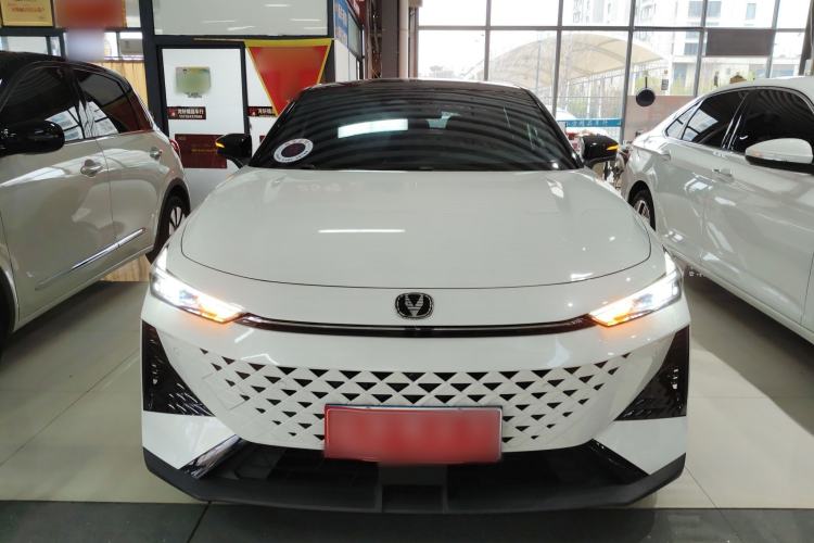 Used CHANGAN UNI-V 2024 1.5T Prestige Edition