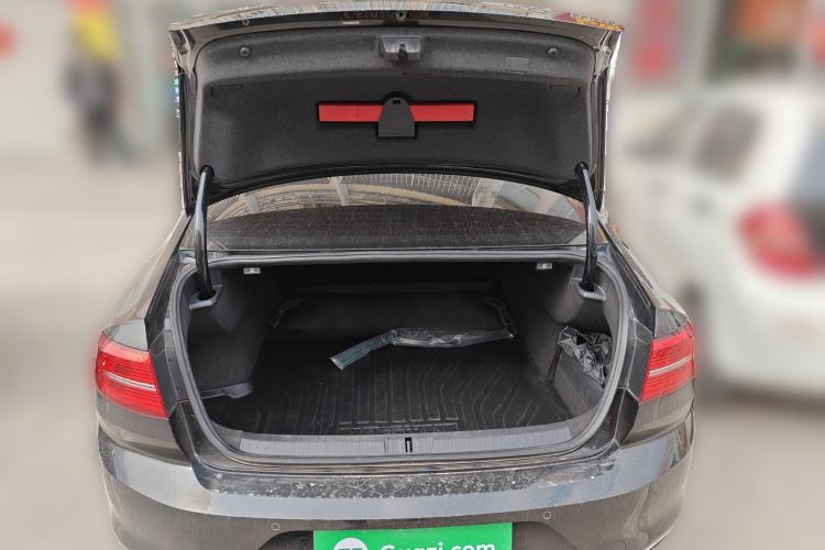 Used Volkswagen Magotan 2019 330TSI DSG Leading Model China VI Standard
