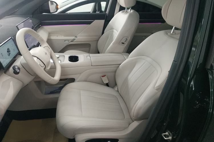 Used Dongfeng eπ eπ008 2026 Model Six-Seat Range-Extended Family Edition
