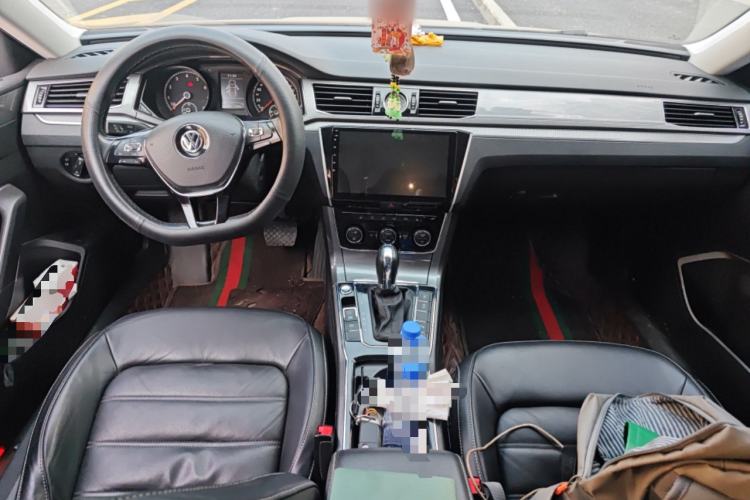 Used Volkswagen Passat 2017 330TSI DSG Luxury Edition
