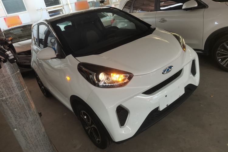 Used Chery QQ Little Ant 2019 4-Seater Smart Edition 35 kWh Front Right 45 Deg