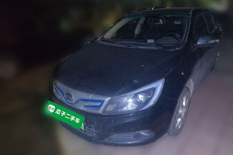 Used BYD e5 2016 300 Luxury Edition