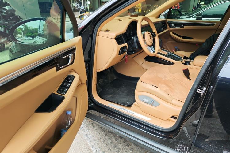 Used Porsche Macan 2016 Macan 2.0T
