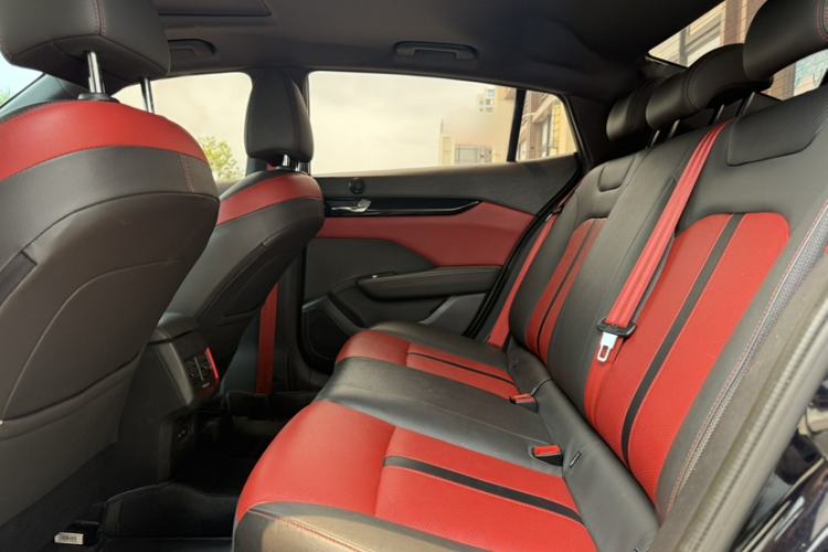 Used Dongfeng Aeolus Yixuan 2021 230T Automatic Zuiying Knight Edition Interior 4