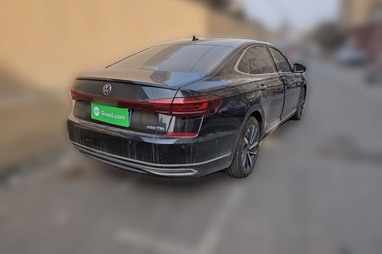 Used Volkswagen Passat 2023 Facelift 330TSI Luxury Edition
