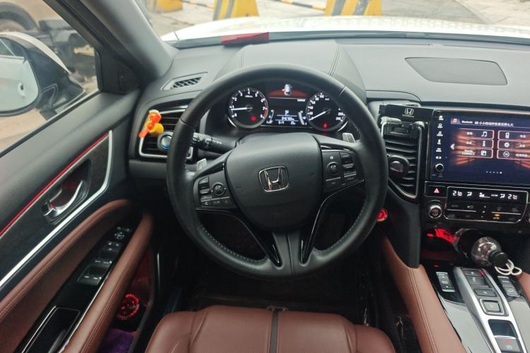 Used Honda UR-V 2020 370TURBO Two-Wheel Drive Luxury Edition
