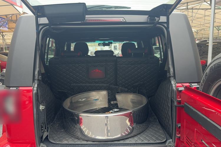 Used BAIC Off-Road BJ40 2018 PLUS 2.3T Automatic Four-Wheel Drive Premium Edition China V
