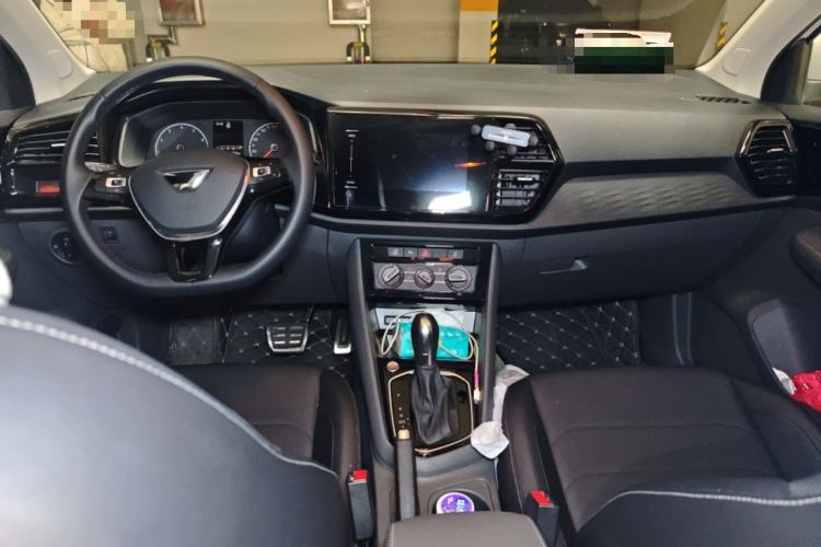 Used Jetta VS5 2019 280TSI Automatic Enjoyment Model Center Console