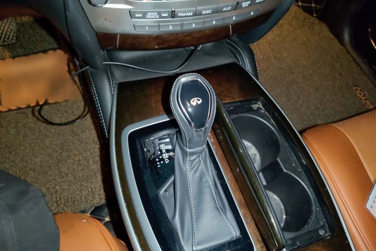 Used Infiniti QX60 2018 2.5 S/C Hybrid Two-Wheel-Drive Excellence Edition China VI Standard