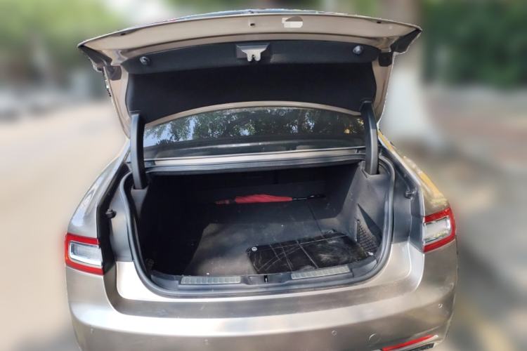 Used Lincoln Continental 2019 2.0T Two-Wheel Drive Luxury Edition China VI Standard