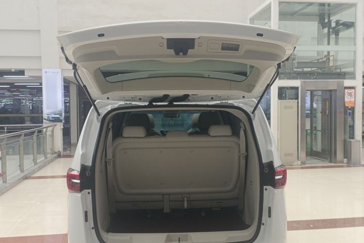 Used Buick GL8 2022 Land Business Class 652T Luxury Model