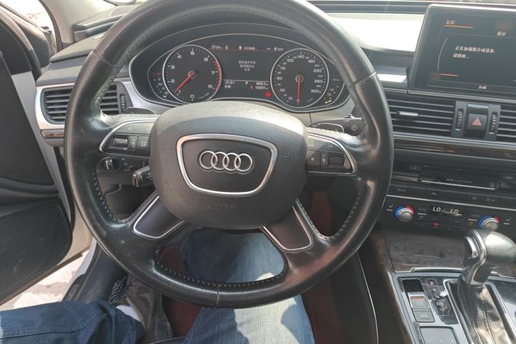 Used Audi A6L 2015 30 FSI Millionth Anniversary Comfort Model Steering Wheel