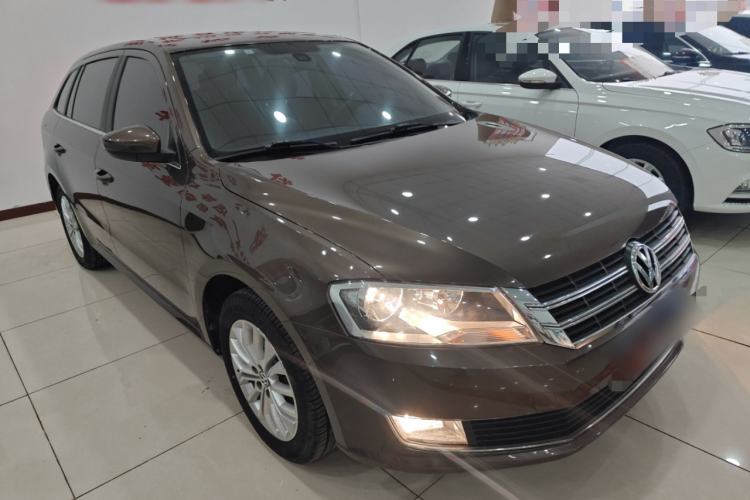 Used Volkswagen Gran Lavida 2013 1.4 TSI Automatic Luxury Model
