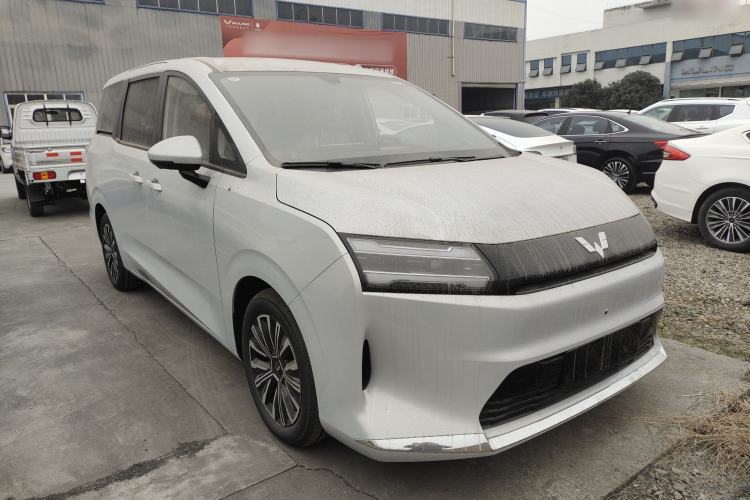 Used Wuling Wuling Starlight 730 2025 Model Pure Electric 500km Luxury Edition