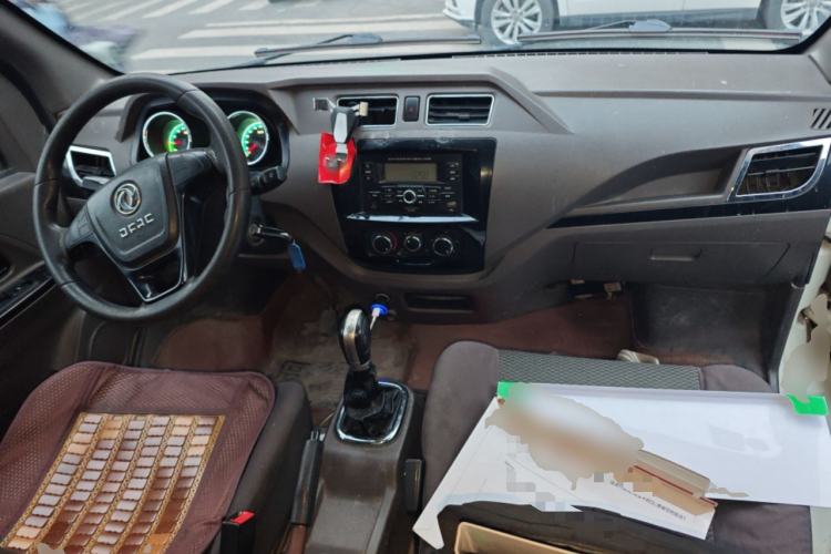 Used Dongfeng Yufeng EM26 2023 High-End Model 41.86 kWh CATL Center Console