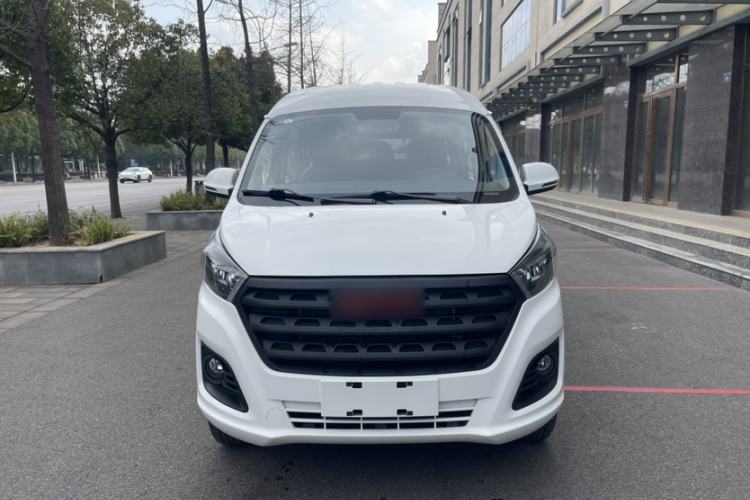 Used SRM Gold Hiace 2024 2.0L Travel Lion 9-Seater Central Air Conditioning
