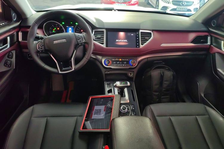 Used Haval H6 Coupe 2019 1.5T Automatic Two-Wheel Drive Luxury Smart Connectivity Version China VI Standard