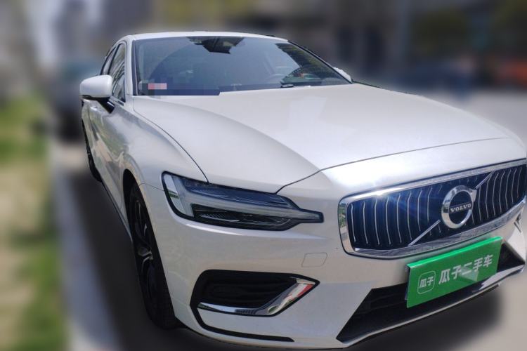 Used Volvo S60 2020 T4 Zhiyi Luxury Edition
