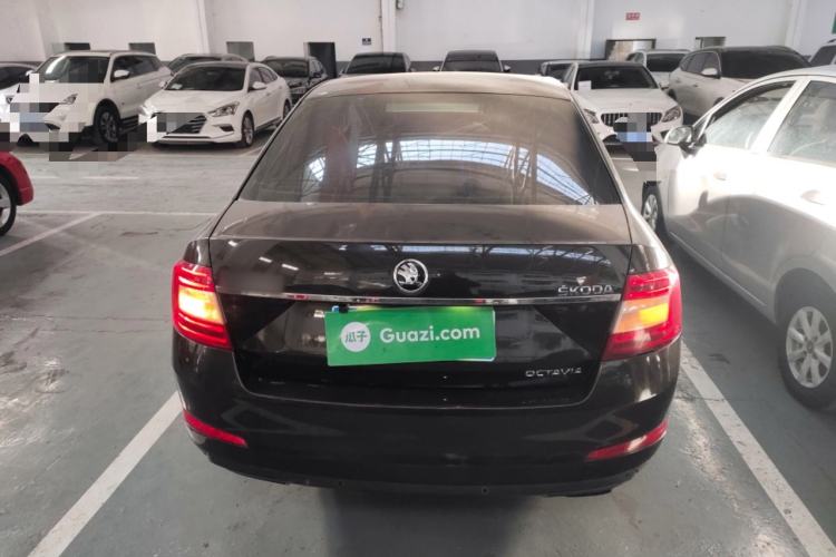 Used Skoda Octavia 2015 1.6L Manual Yijie Edition

