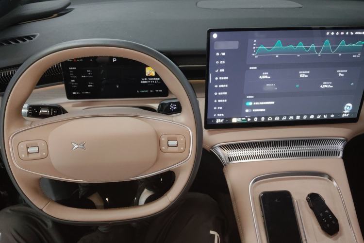 Used XPeng X9 2025 740 Ultra-Long Range Max
