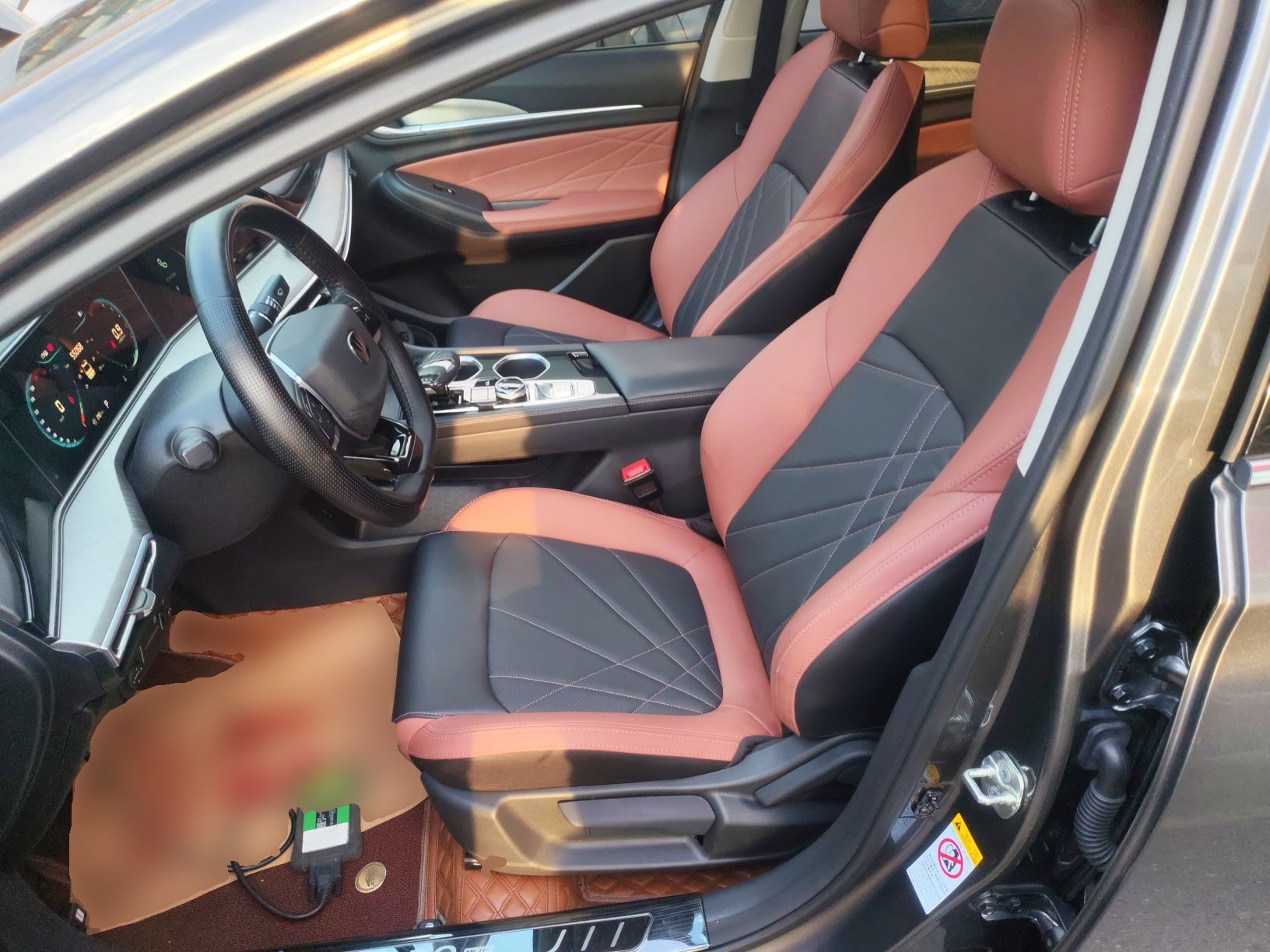 Переднее сиденье в автомобиле