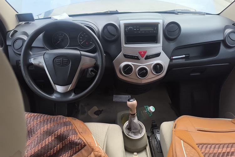 Used FAW Jiabao V80 2014 1.5L Extended All-in-One Standard Version