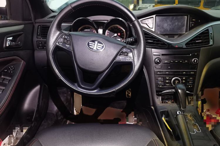 Used Bestune B70 2014 1.8T Automatic Sport Luxury Model Steering Wheel