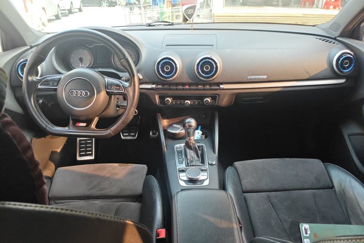 Used Audi S3 2015 S3 2.0T Limousine Center Console