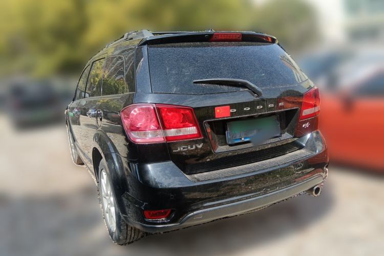 Used Dodge Journey 2013 2.4L Two-Wheel Drive Luxury Version