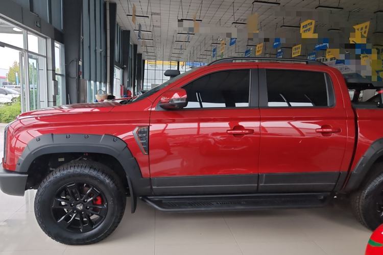 Used Sinotruk BOLDEN 2024 Off-Road 2.0T Automatic Diesel 4x4 Standard Wheelbase Professional Edition
