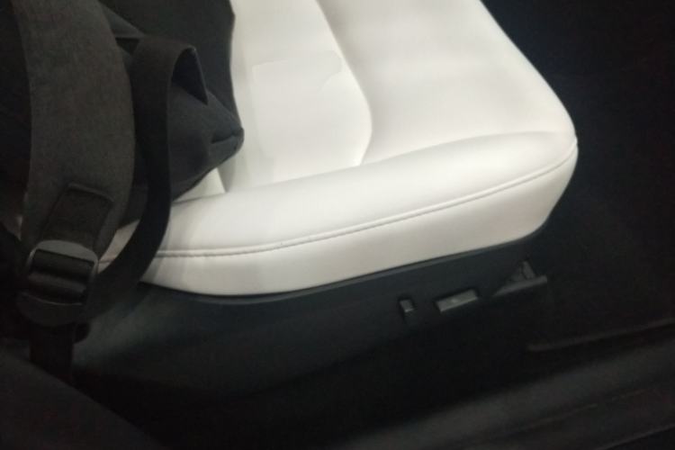 Used Tesla Model Y 2023 Rear-Wheel-Drive Version