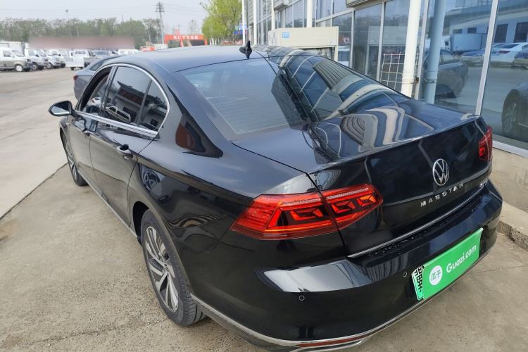 Used Volkswagen Magotan GTE Plug-in Hybrid 2022 GTE Luxury Model Rear Left 45 Deg