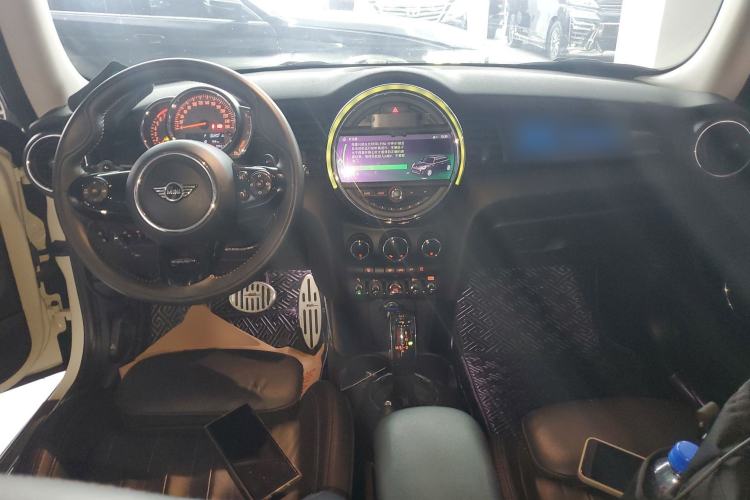 Used MINI 2019 2.0T COOPER S Artist