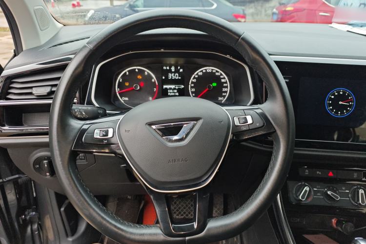 Used Jetta VS5 2022 280TSI Automatic Enjoyment Pro Trim
