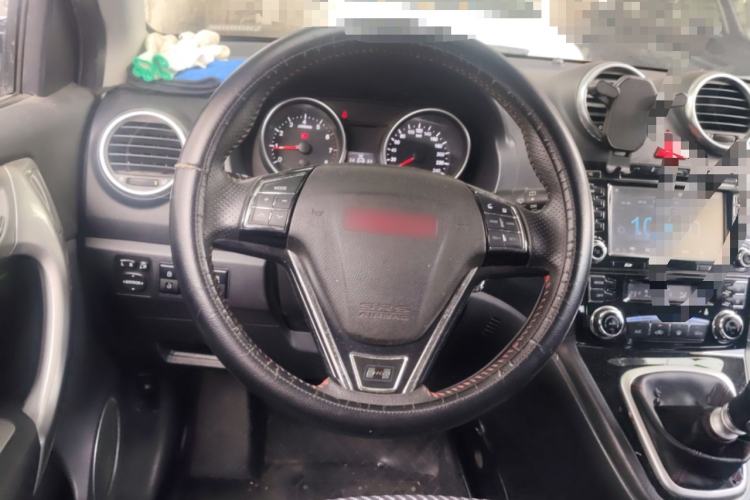 Used Haval H6 2015 Upgraded Model 1.5T Manual Two-Wheel Drive Elite Version
