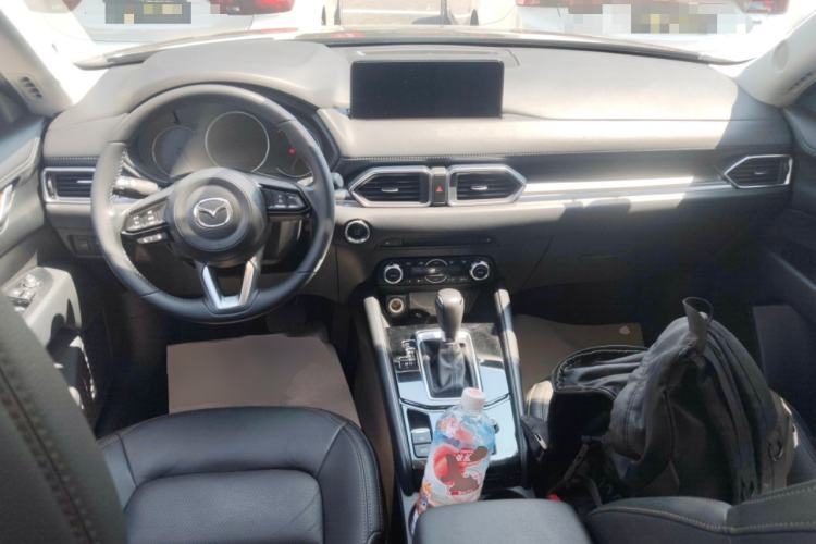 Used Mazda CX-5 2022 2.0L Automatic Two-Wheel Drive Zhiya Version Center Console