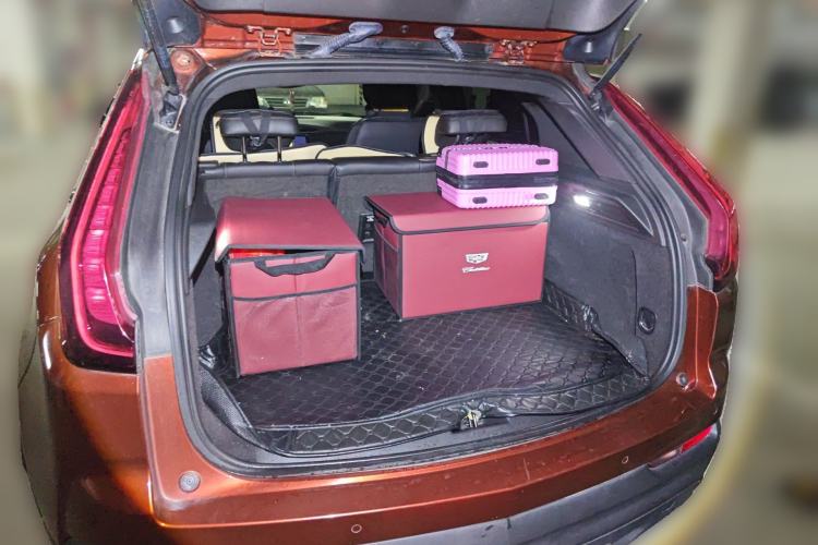 Used Cadillac XT4 2018 28T Two-Wheel Drive Tech Version Trunk