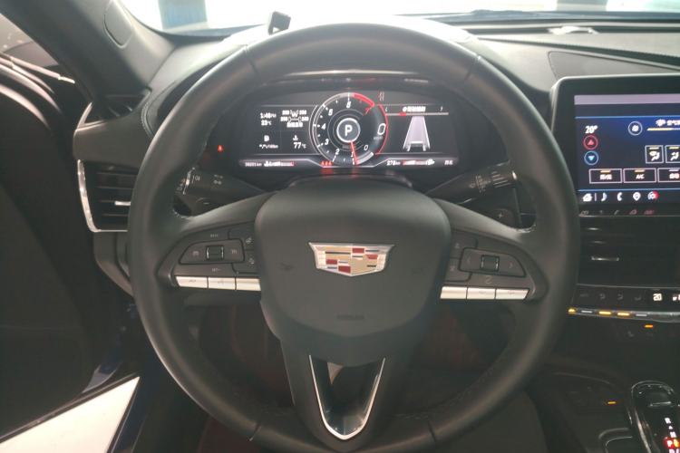 Used Cadillac CT5 2022 28T Prestige Edition Steering Wheel