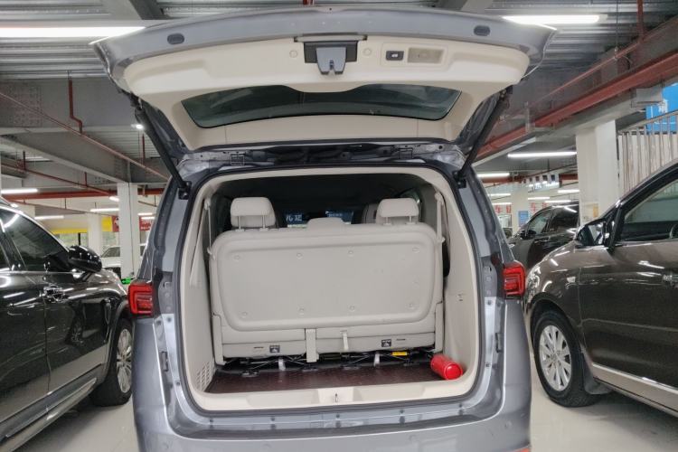 Used Buick GL8 2021 Land Cruiser Executive Class 652T Luxury Model Trunk