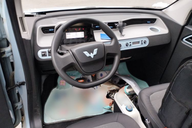 Used Wuling Hongguang MINIEV 2022 Easy Version Lithium Iron Phosphate