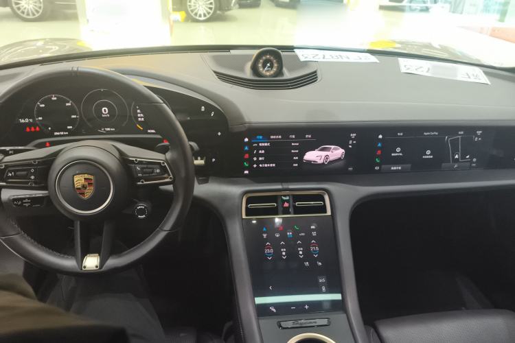 Used Porsche Taycan 2022-Year Updated Taycan