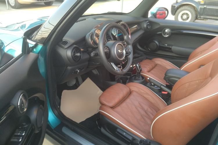 Used MINI 2018 1.5T COOPER CABRIO Artist
