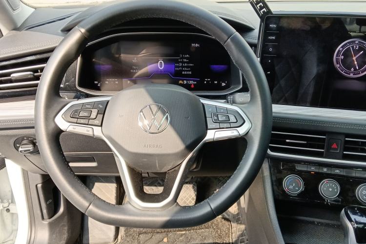 Used Volkswagen Sagitar 2023 300TSI DSG Excellence Edition
