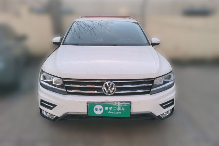 Used Volkswagen Tiguan L 2018 330TSI Automatic Two-Wheel Drive Luxury Edition Front