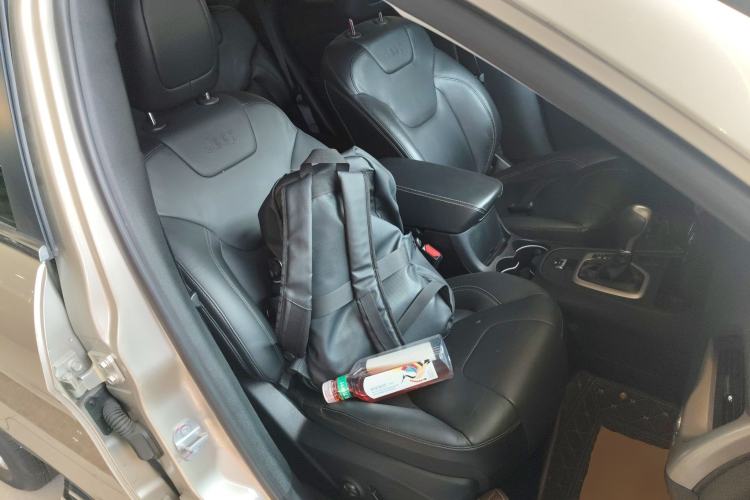 Used Jeep Cherokee 2016 2.0L Superior Edition
