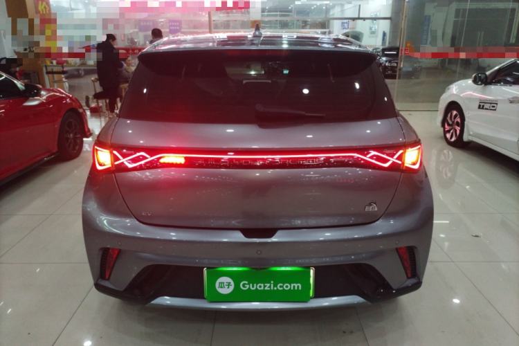 Used BYD Dolphin 2023 420 km Fashion Edition
