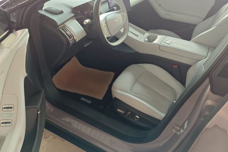 Used XPeng P7+ 2024 Long-Range Max Driver Seat