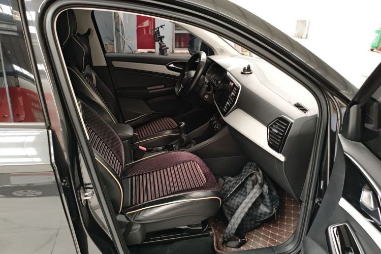 Used Jetta VS5 2022 280TSI Manual Advanced Trim Right Front Seat